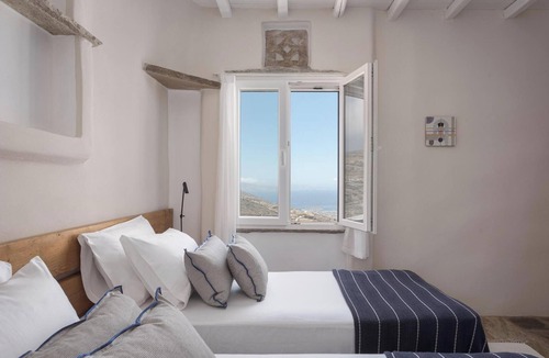 Tinos Town Hotel | Blue 1, Morfes Luxury Apartments