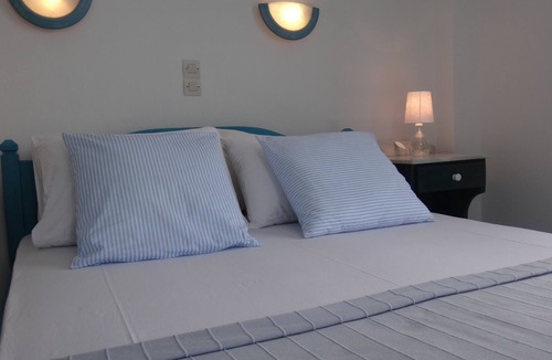 Drios Apartment | Blue and sea Deluxe apartment Sea View