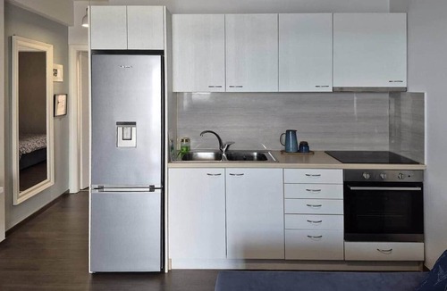 Lerna Apartment | Blue Bay Suites By Comfort Club