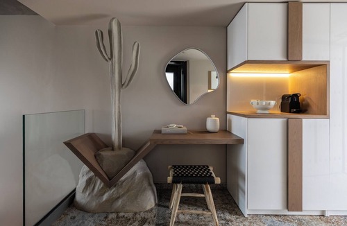 Pefkochori Hotel | Blue Carpet Luxury Suites