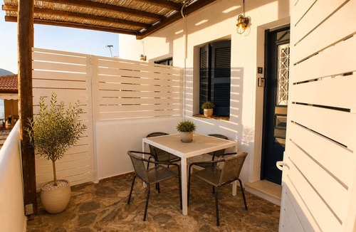 Kamari Apartment | Blue Dawn Kalymnos PREMIUM SUITE