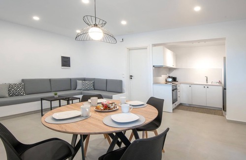 Lahania Apartment | Blue Di Mare Villen-Wohnung 2 by Interhome