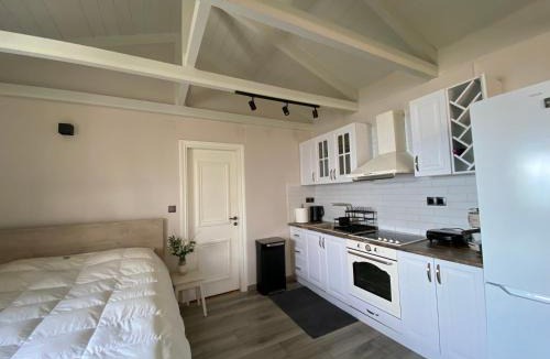 Perigiali House | Blue Horizon Rock-Sea View Apartment in Nidri