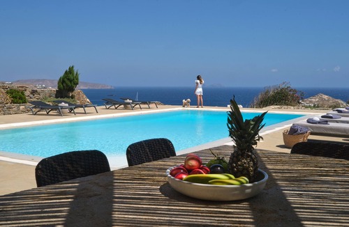 Kalafatis Villa | Blue Lounge Villa, Mykonos – Stunning Views & Private Pool