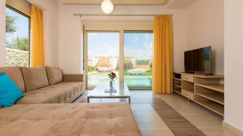 Stavromenos Villa | Blue Mare Villa Rethimno