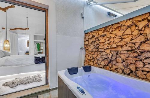 Arachova House | Blue Mountain Guesthouse "Freya”