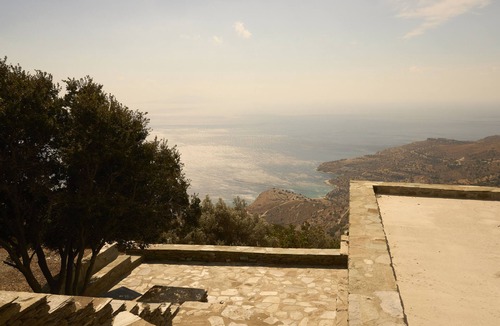 Zaganiaris House | "Blue on Blue" view - Entire holiday house for rent