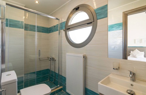 Platanes Villa | Blue oyster Beachfront villa, No car needed 1