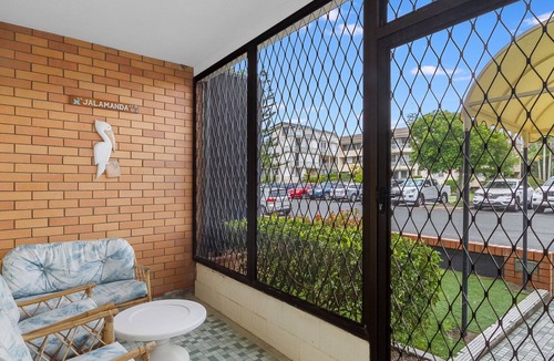 Tugun Apartment | Blue Pacific 1 Beachside neat and tidy unit in Tugun