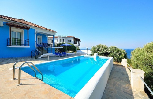 Samos Town House | "Blue Villa" by Interhome