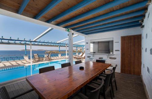 Mpatsi House | Blue Waves View
