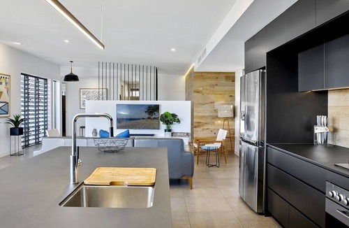 Sunrise Beach House | Blueys Beach House - 5 Bedroom