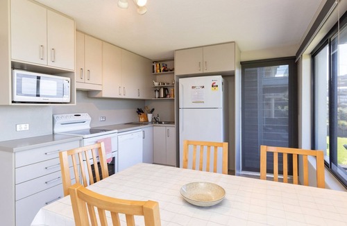 Blueys Beach Apartment | @ Blueys - great for couples!