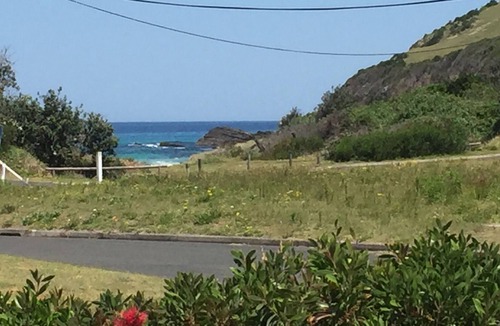 Blueys Beach House | Blueys Haven - Beachside Getaway