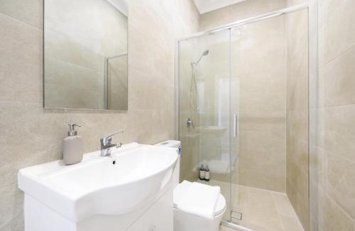 Ultimo Hostel | Boarding House in Center of City