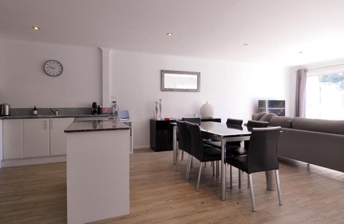 Narooma Apartment | Boardwalk Apartment 6