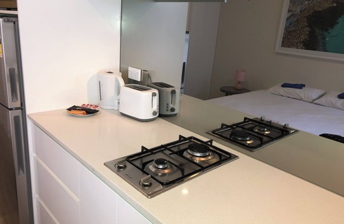 Bondi Junction Apartment | BONDI BEACH STUDIOS: III
