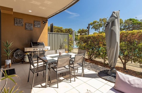 Boomerang Beach House | Boom 1 located just metres from Boomerang Beach one of the most beautiful beaches in Australia.