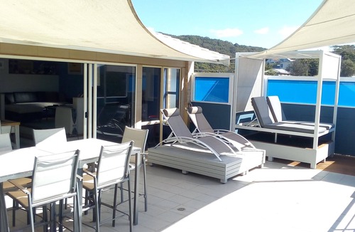 Boomerang Beach House | BOOMER'S BEACH HOUSE - Beach & Surf Views