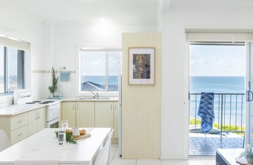 Yamba Apartment | Boorolong 3 | Million dollar views on a budget