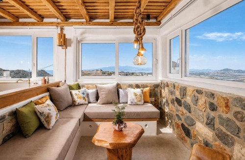 Vivlos Apartment | Boriadon Rustic Countryside Homes