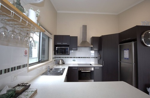 Jindabyne House | Boronia - 7/30 Nettin Circuit