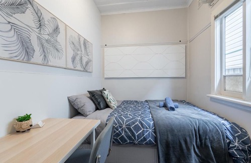 Mascot House | Boutique Private Rm 7 Min Walk to Sydney Domestic Airport - SHAREHOUSE