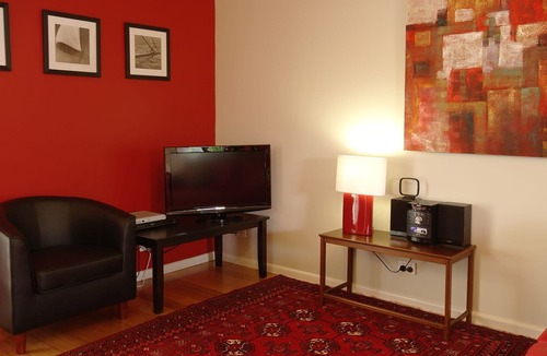 Sandringham House | BOUTIQUE STAYS - Sandyside 2
