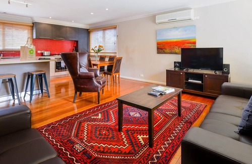 Sandringham House | BOUTIQUE STAYS - Sandy Haven C