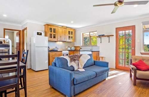 Central Tilba Cabin | Braeside Cabin Two - Alphitonia