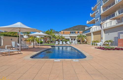 Shoal Bay Apartment | Breakwater Apartment 402