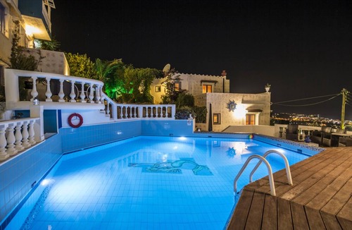 Piskopiano Apartment | Breath taking views standard apartment for adults only, families, couples