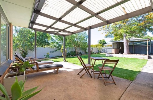 Willunga House | Brewers Haus Mainstreet Willunga 2 bdrm, sleeps 4