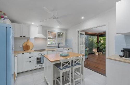 Bellara House | Bribie Hideaway Retreat