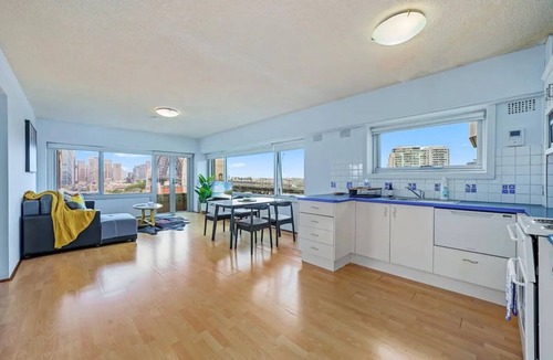 Kirribilli House | Bridge View 2 Bedroom Apartment @ Kirribilli | MHS
