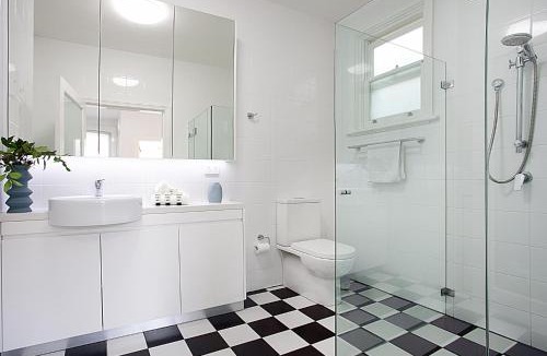 Lewisham Apartment | Bright and Beautiful Studio in Quiet Neighbourhood