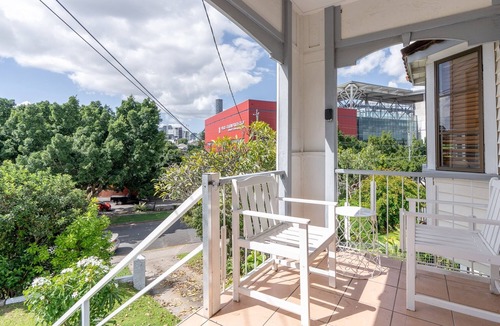 Milton House | Bright & Cosy 1-Bed 15-Min From CBD