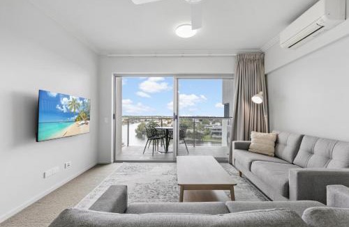 Birtinya Apartment | Broadwater on the Peninsula
