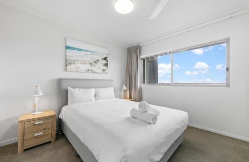 Birtinya Apartment | Broadwater on the Peninsula