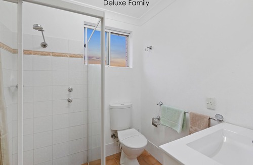 Long Jetty Hotel | Buccaneer Motel Pet friendly