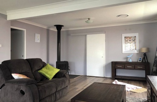 Budgewoi House | Budgewoi home between 2 Lakes & 5 minutes from Budgewoi Beach