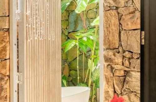 Byron Bay Apartment | Buhwi Bira – Boutique Garden Studio in Central Byron Bay for Couples & Solos