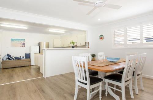 Culburra Beach House | Burra Days I Pet Friendly I 10 mins Walk to the Beach