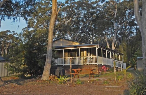 Erowal Bay Cottage | Bush and Bay Cottage - Jervis Bay