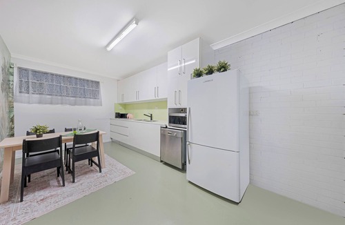 Bonnet Bay Apartment | “Bush and Bay Haven“