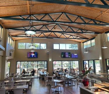 Bushland Beach Resort | Bushland Beach Tavern