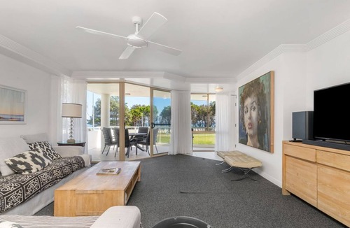 Byron Bay Apartment | Byron Bay Accom - 4/54 Lawson St - The Palms 4
