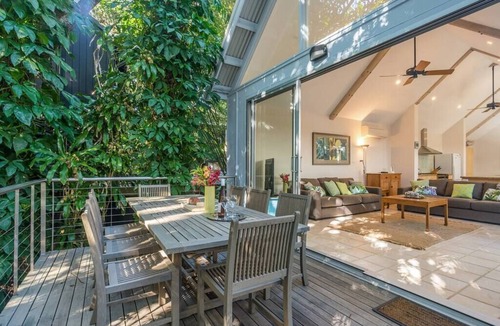 Byron Bay Apartment | Byron Bay Accom - Absolute Belongil Summerhouse 12 Childe Street