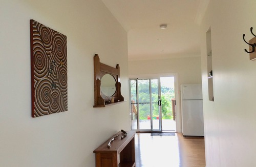 Federal Cottage | Byron Hinterland Farm Cottage on Cattle property