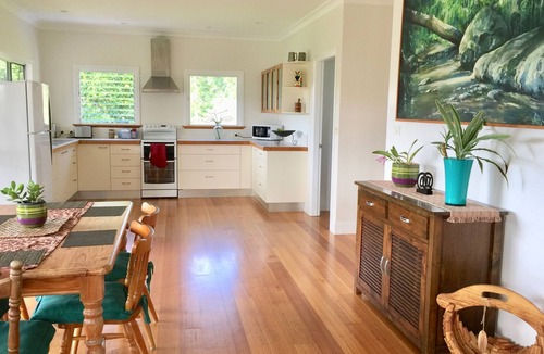 Federal Cottage | Byron Hinterland Farm Cottage on Cattle property